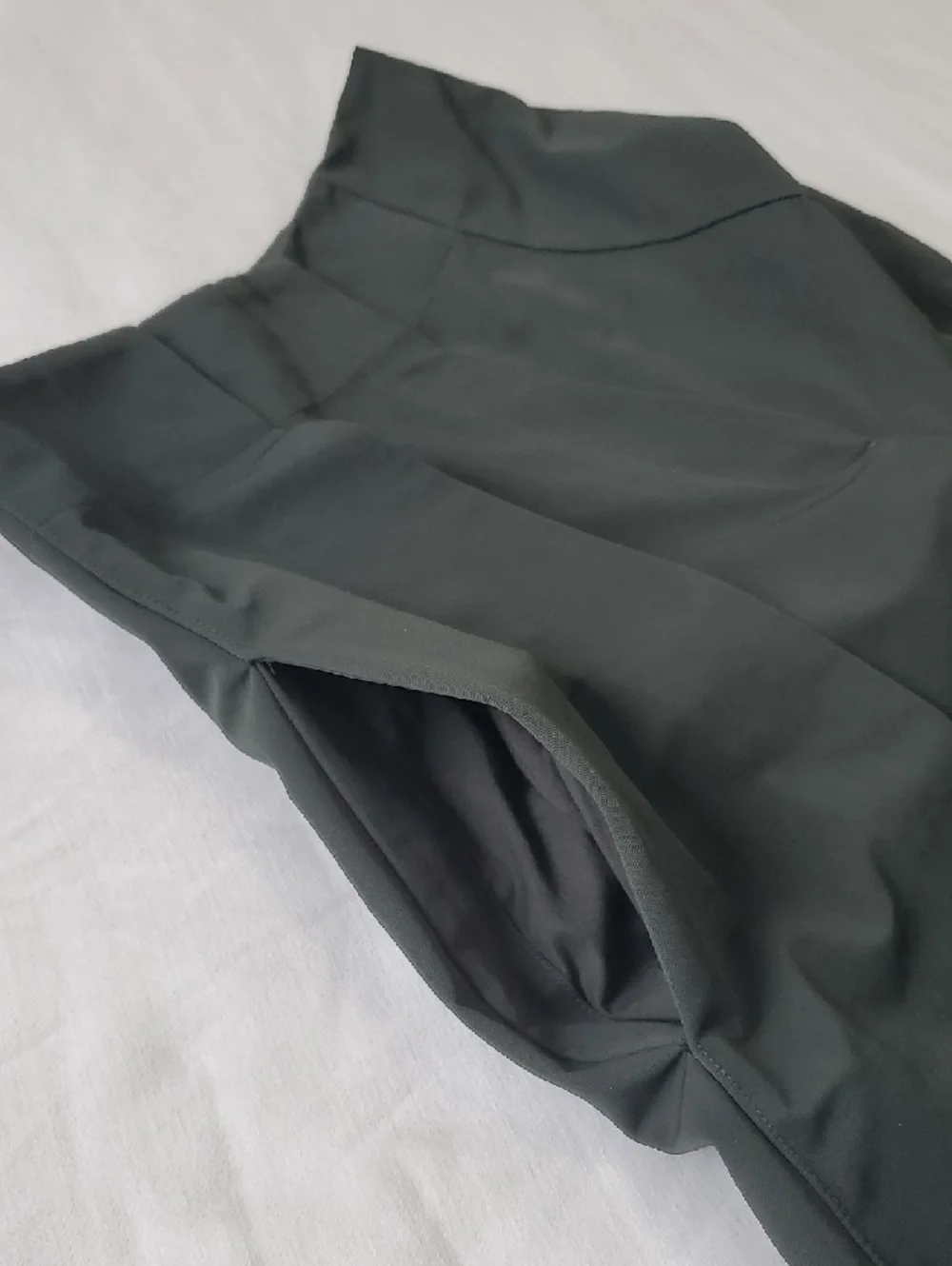 COS Flap Detail Wide-leg Trouser - Picture 12 of 12